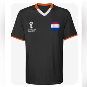 FIFA World Cup Qatar 2022 Men’s soccer T-shirt  XL NWT